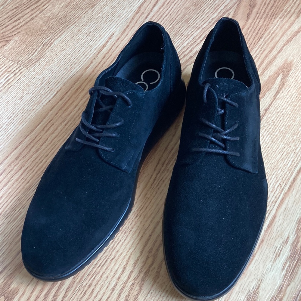 Calvin Klein black suede lace up oxford’s.